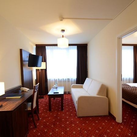Hotel Pzmot Lublin Quarto foto