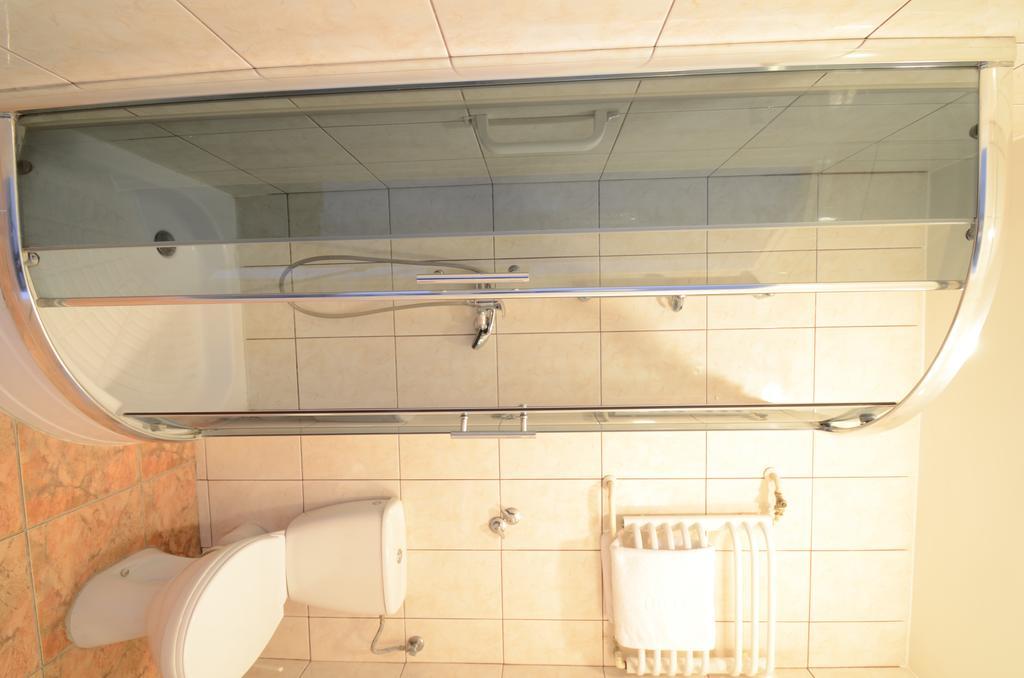 Hotel Pzmot Lublin Quarto foto